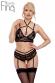Set intimo in pizzo e velluto con catene.