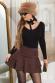 Maglia Nera con Scollo a V e Collarino da Legare