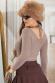 Maglia Color Cappuccino con Scollo a V e Collarino da Legare