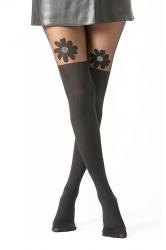 Collant nero con fiore.