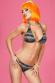 Bikini pitonato con catenelle dorate.