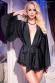 Vestaglia in satin e pizzo. Nero.
