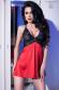 Chemise in satin e pizzo con fiocco e pendente. Rosso
