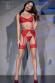Completo intimo 4 pezzi in pizzo con calze. Rosso