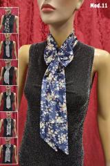 Foulard con papillon in diverse fantasie.