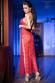 Neglig in pizzo con spacchi. Rosso.