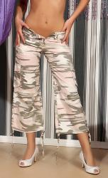 Pantaloni mimetici beige/rosa.